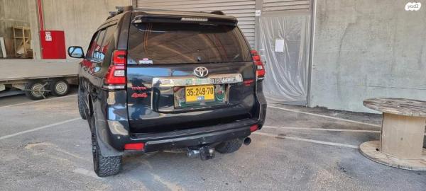 טויוטה לנד קרוזר ארוך (2010)