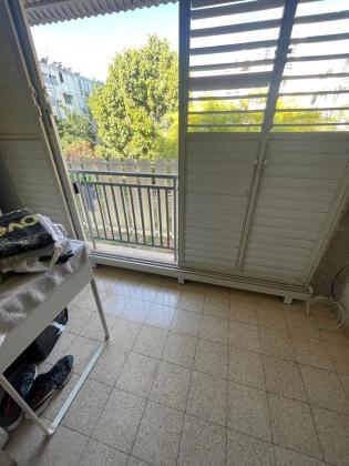 יוסף שפרינצק 36 (אחדות)