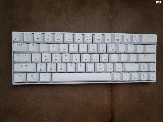 מקלדת גיימינג מכנית מקצועית, של DIERYA