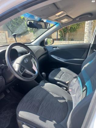 יונדאי i25 (2017)