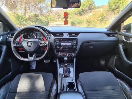 סקודה אוקטביה RS (2015)