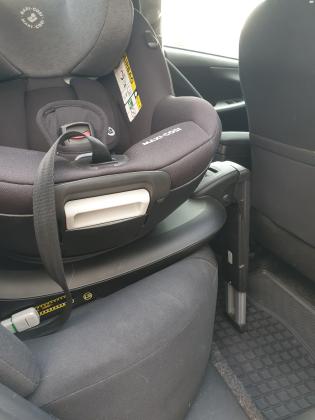 כסא בטיחות לרכב של מקסי