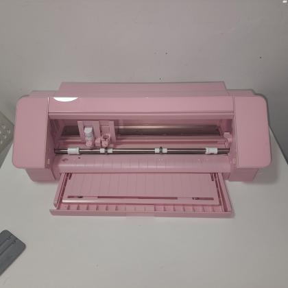 סילואט קמאו 4 הוא מכשיר