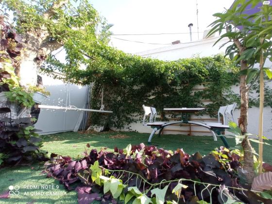 הרב הרצוג 5 (השכונה הותיקה)