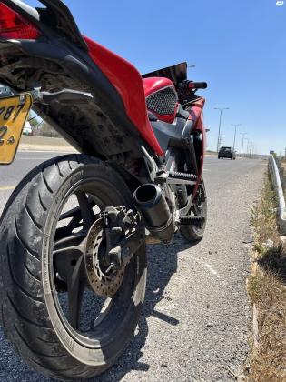 הונדה CBR125R (2014)