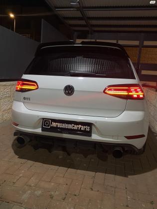 פולקסווגן גולף GTI (2018)