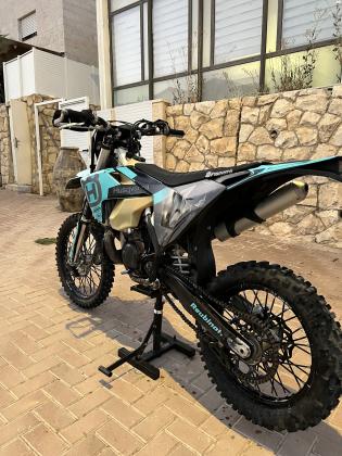 הוסקוורנה TE250 (2018)