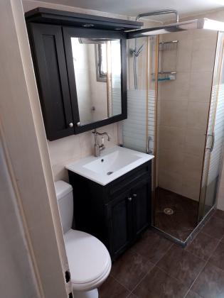 ארלוזורוב 76 (מרכז)