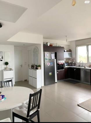 אח"י דקר 4 (נוה שרת)