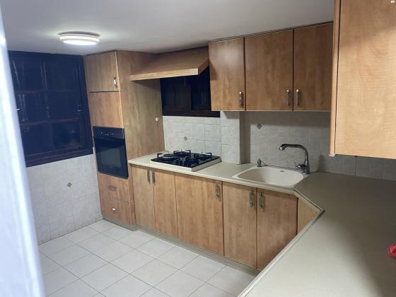 סמטת הנביאים 6 (פלוס 200)