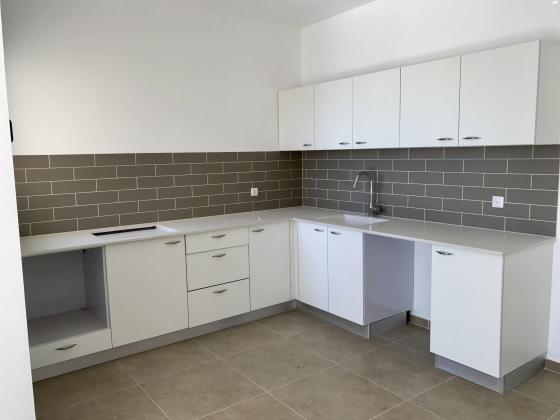 שייקה אופיר 13 (פסגות אפק)