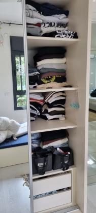 ארון הזזה עם מראה של רהיטי דורון