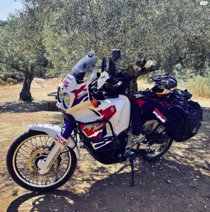 הונדה XRV750 אפריקה טווין (1996)