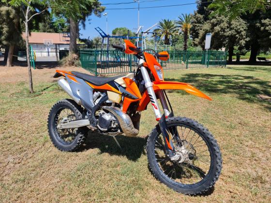 ק.ט.מ 300 EXC-E (2021)