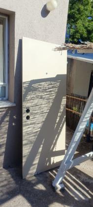 פלדלת רוחב 80 פתיחה החוצה