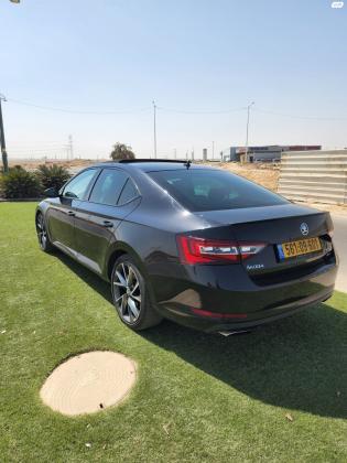 סקודה סופרב (עד 2019) (2018)