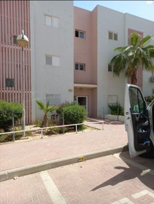 לאה אמנו 5 (נווה מנחם)