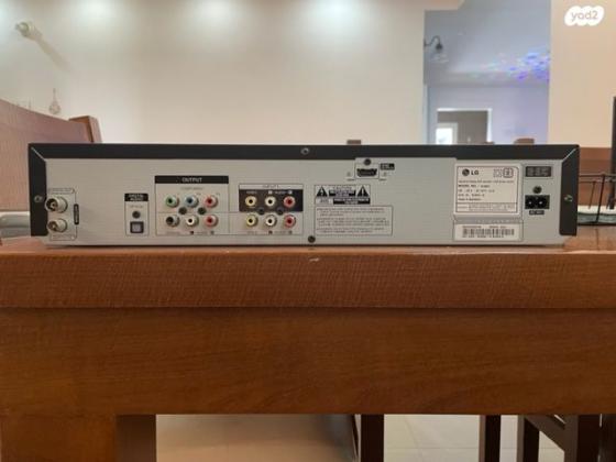 למכירה וידאו משולב DVD של