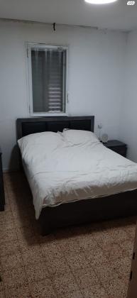 הדקל 16 (מנחם בגין)