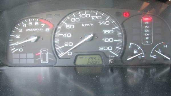 הונדה שאטל (1998)