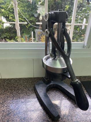 מסחטת מיץ ! מחברת Buffalo