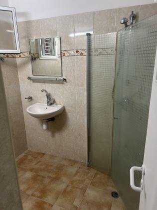 אנילביץ' 25 (שיכון ותיקים)