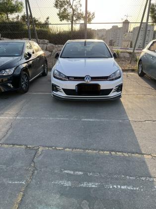 פולקסווגן גולף GTI (2018)