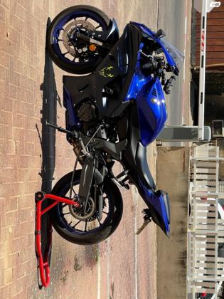 ימאהה R7 (2022)
