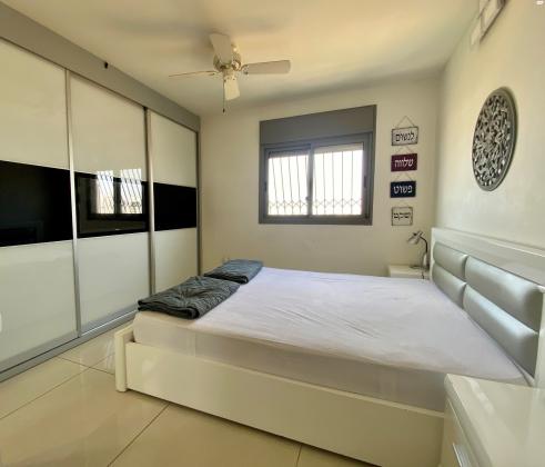 הזיתים 90 (רמת הדקלים)