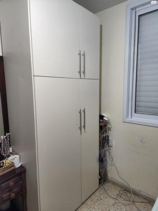 ארון 2 דלתות של ספץ,