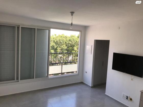 שדרות גלוסקין 22 (נווה אלון)