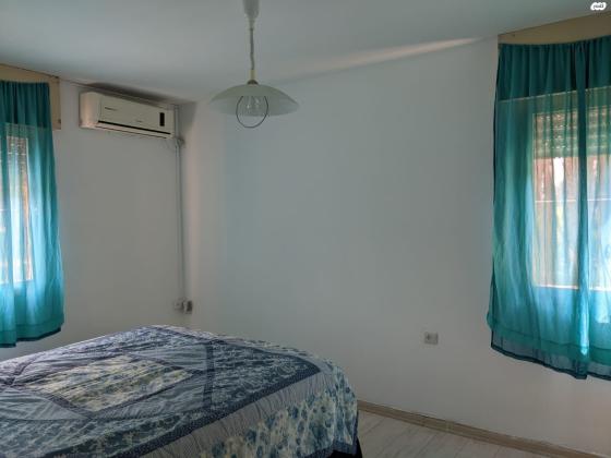 רוטנשטרייך 4 (ניר אביב)