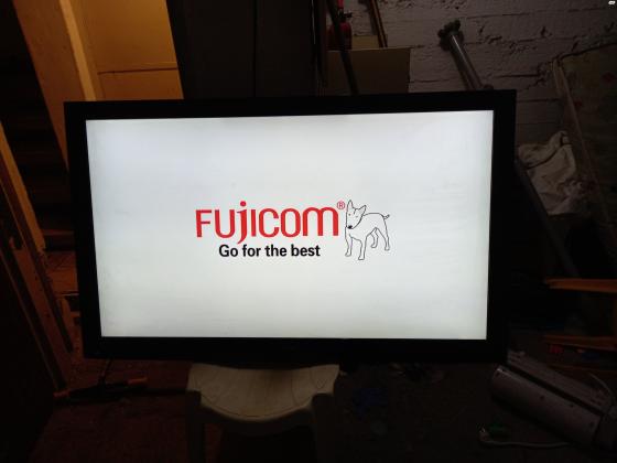 טלויזית fujicom 46 inch למכירה