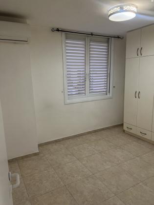 אנילביץ' 25 (שיכון ותיקים)