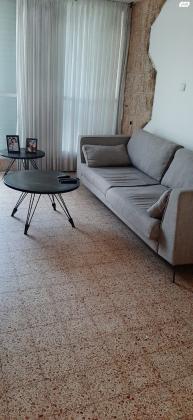 הדקל 16 (מנחם בגין)