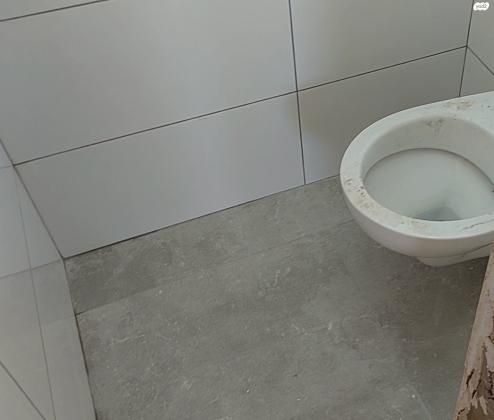 אהוד דולינסקי 9 (אושיות)