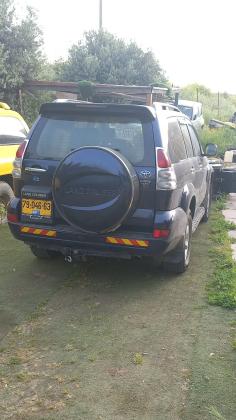 טויוטה לנד קרוזר ארוך (2008)