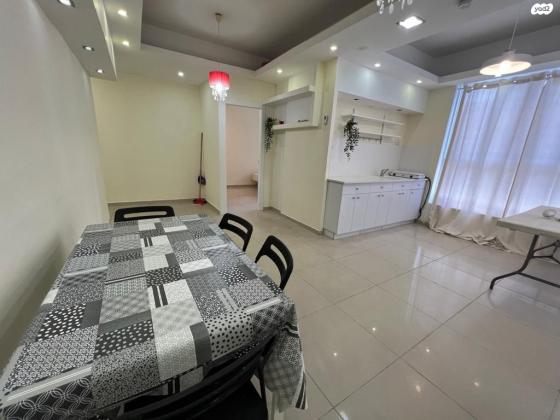 רבי עקיבא 75 (גבעת סוקולוב)