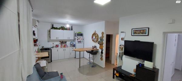 חנה סנש 43 (רמת הדר)