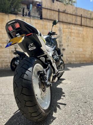 הונדה CB650F (2017)