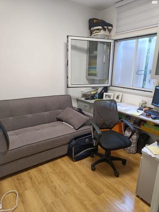 יעקב חזן 13 (נוה יוסף)