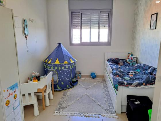 פרופ' ישראל רוברט אומן 1 (רחובות המדע)