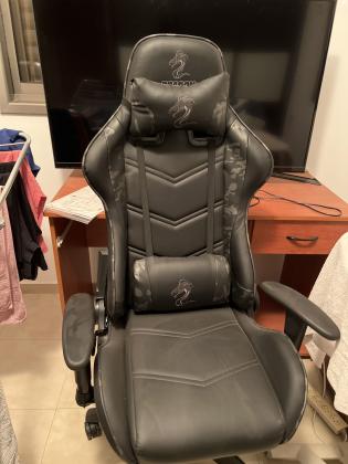 כיסא גיימינג של דרגון כמו