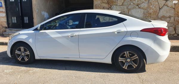 יונדאי i35 (2012)
