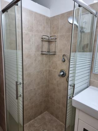 הרב עוזיאל 6 (רסקו א)