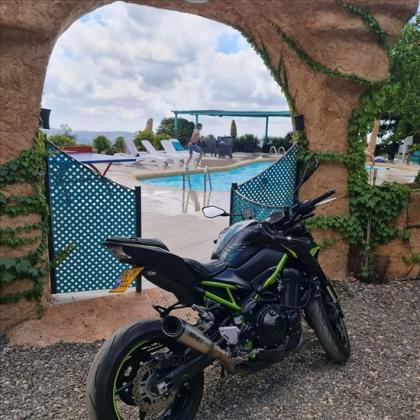 קוואסאקי Z900 יד 2 | שנת 2021 | 19500 ק"מ