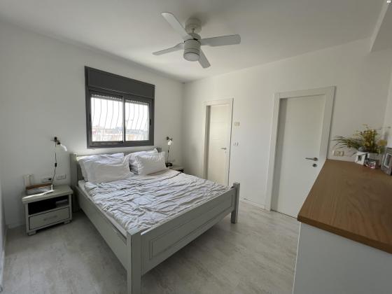 סמיר משה נקאש 15 (כפר גנים ג)