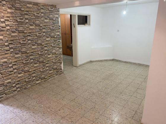 סמטת הנביאים 6 (פלוס 200)