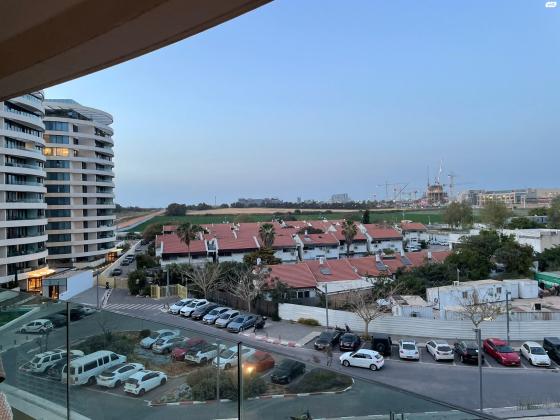 יוניצמן 2 (חוף הצוק)