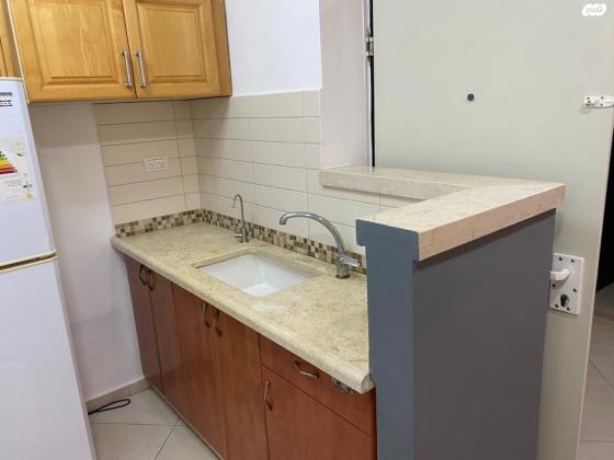 טשרניחובסקי 3 (שכונה ב)